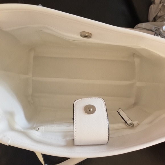 liz Claiborne silver straw purse - Picture 6 of 7